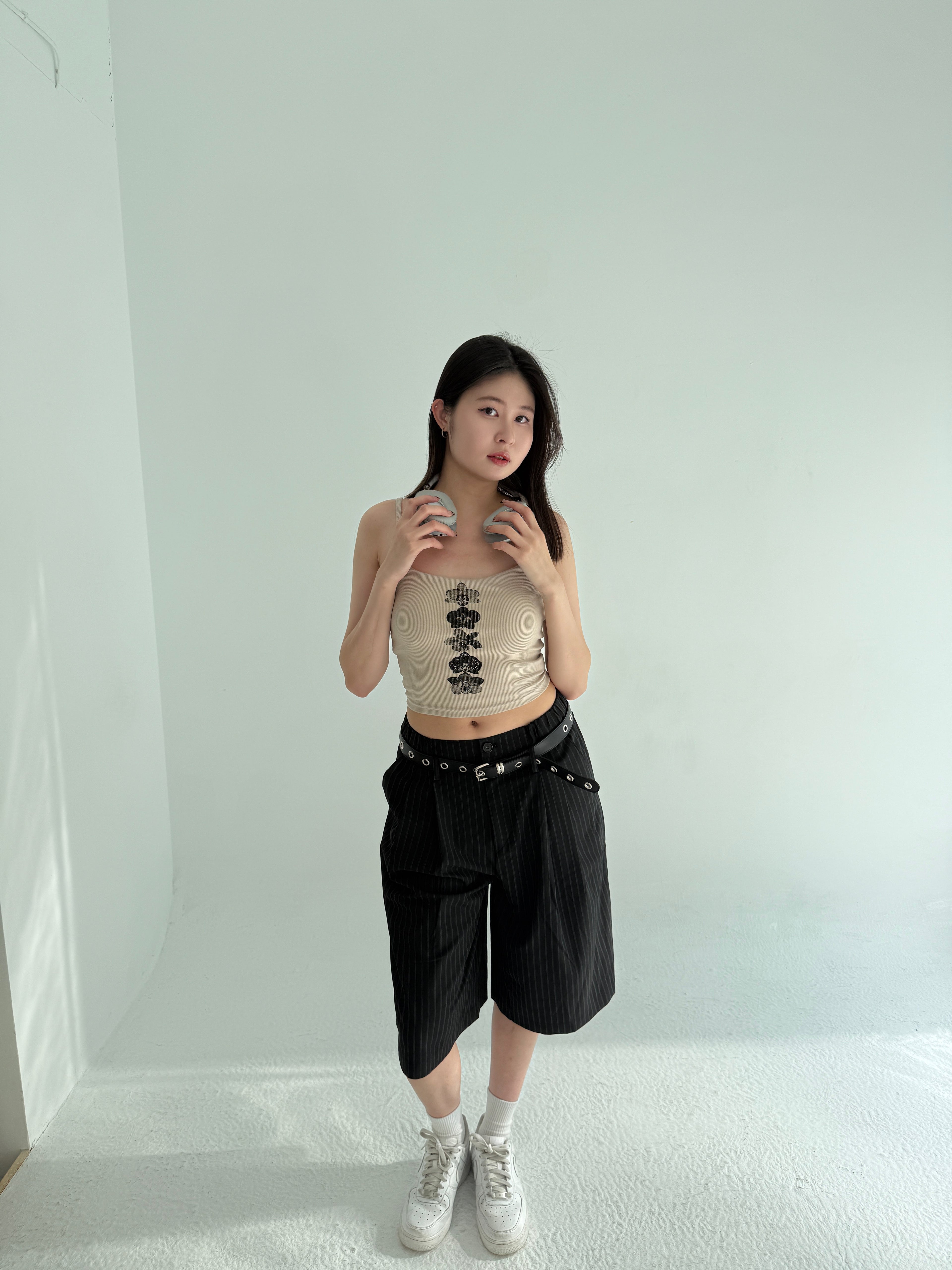 After Midnight 百慕達皮帶七分褲(黑)