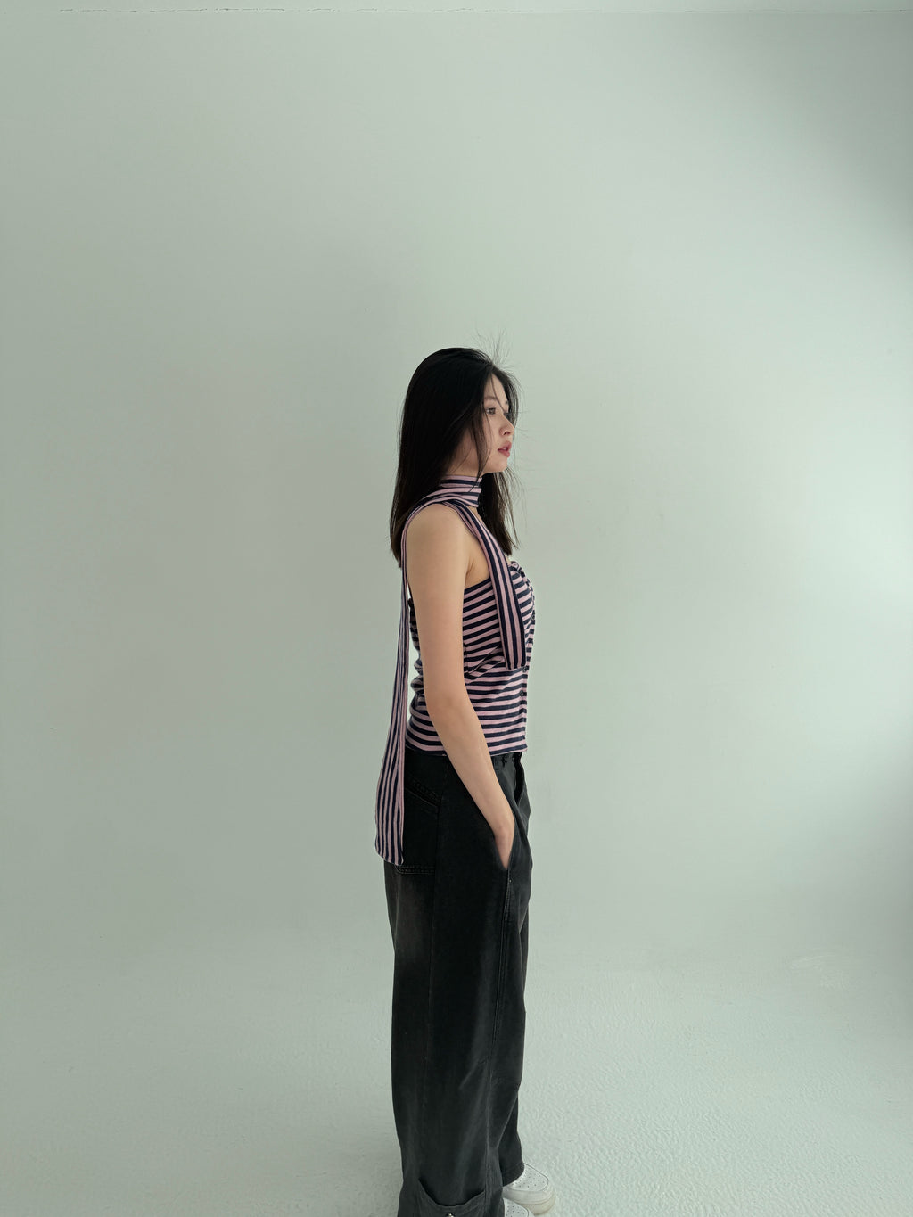 Double Mood 寬帶繞脖平口背心